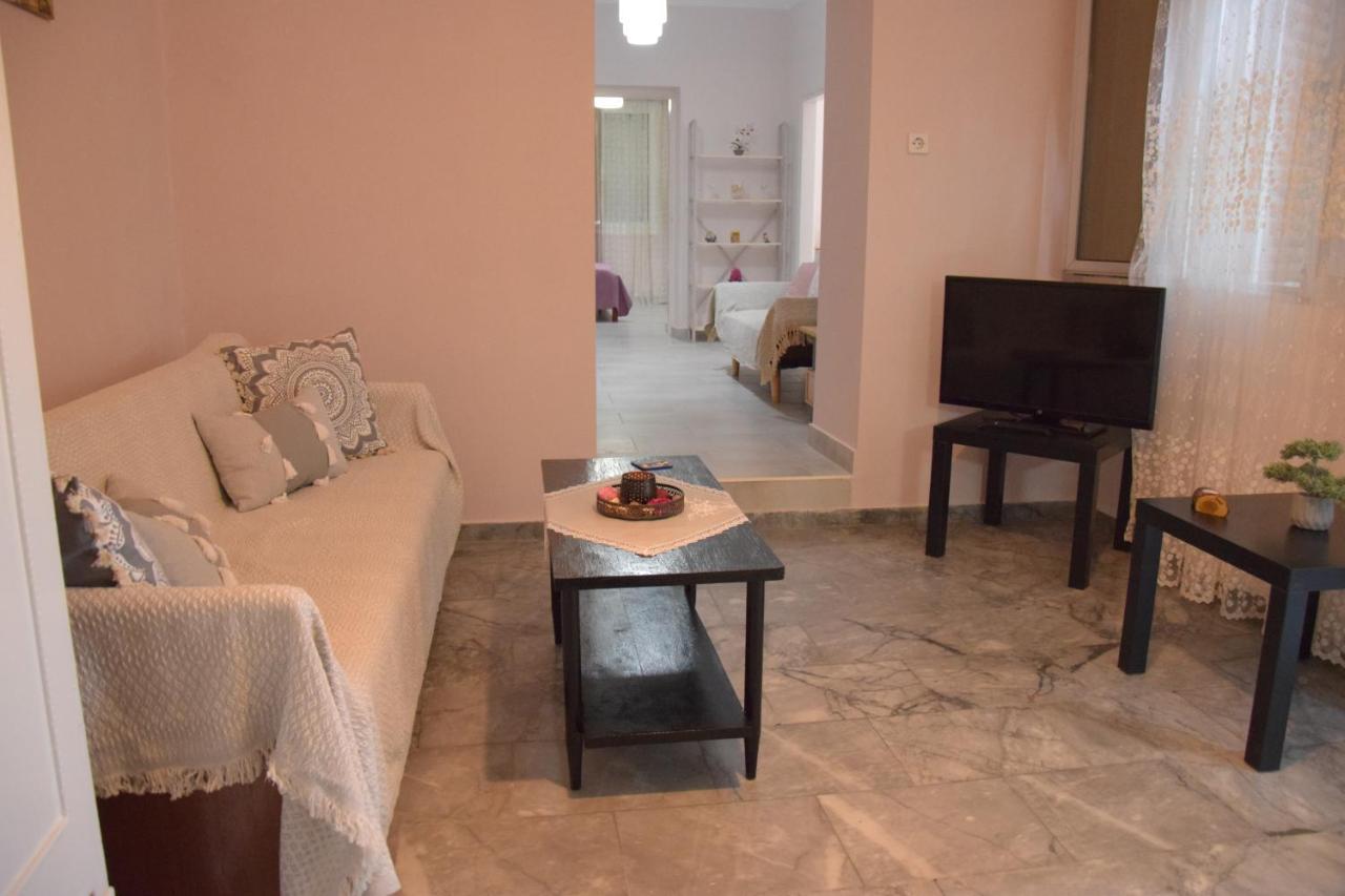 Home, Agia Triada Apartment *